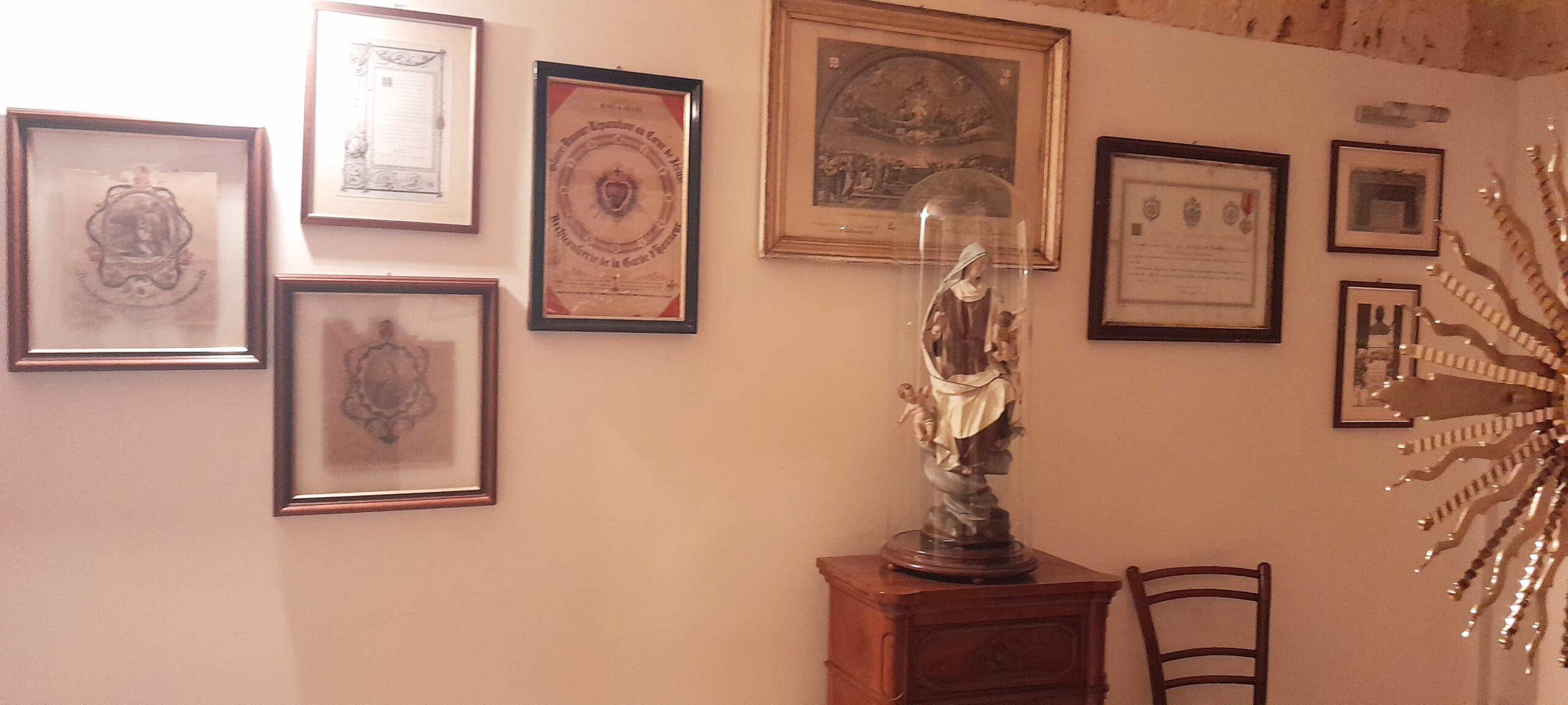 Para São Filippo, as irmãs devem cultivar as virtudes da doçura, da paciência e da humildade